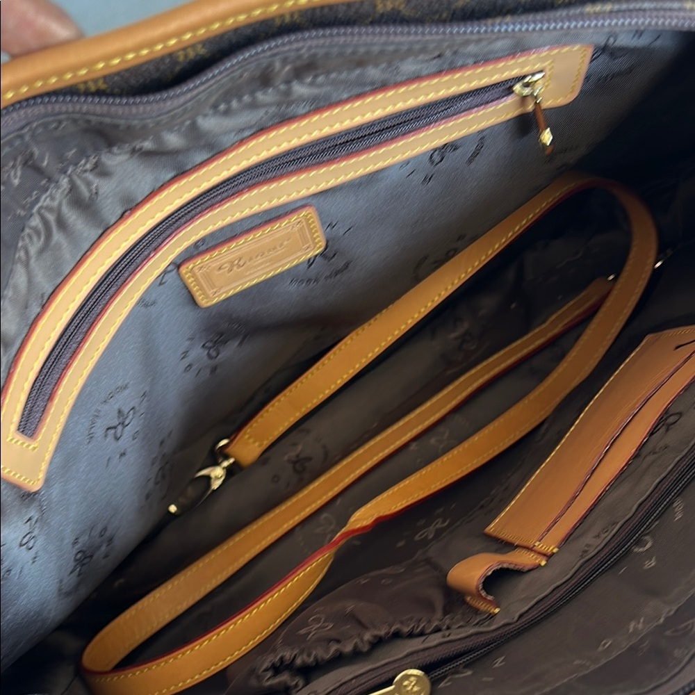 Rioni Elegant Brown and Tan Handbag - Picture 5 of 11